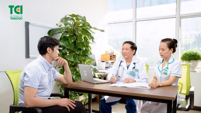 Thoái hóa đốt sống cổ có gây chóng mặt không?