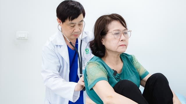 Suy giảm chức năng thận ở người cao tuổi