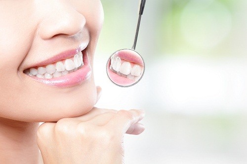Việc tìm hiểu các kiến thức để chăm sóc và bảo vệ cho hàm răng luôn chắc khỏe là vô cùng quan trọng.