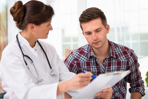 Bệnh lậu thường lây lan qua đường tình dục, do vi khuẩn lậu Neisseria gorrnohoeae gây nên.