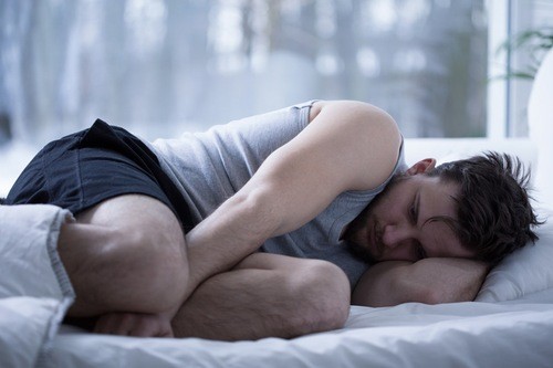Sau phẫu thuật cắt bỏ đại tràng, cắt bỏ u xơ tiền liệt tuyến... bạn nam cũng có thể gặp phải tình trạng xuất tinh ngược.