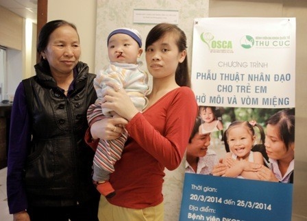 Bệnh viện Thu Cúc phẫu thuật miễn phí cho trẻ em nghèo