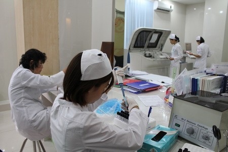 Bệnh viện ĐKQT Thu Cúc sử dụng phương pháp hỗ trợ điều trị viêm cổ tử cung bằng áp lạnh