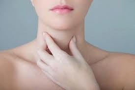 Viêm họng hạt gây bất tiện và ảnh hưởng không nhỏ tới chất lượng cuộc sống của người bệnh.