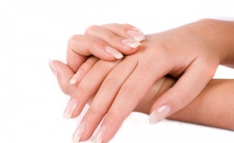 Phát hiện triệu chứng sớm và điều trị kịp thời là cách chăm sóc và bảo vệ móng tay khỏi nấm tốt nhất.