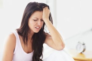 Đau nửa đầu là triệu chứng báo hiệu nhiều bệnh lý liên quan tới nội thần kinh cần quan tâm đúng mức