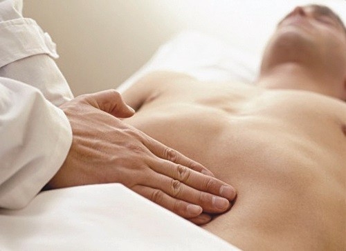Đau bụng trên rốn là bệnh gì? nguyên nhân gây đau bụng