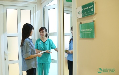 Chuyên khoa Cơ xương khớp Bệnh viện Đa khoa Quốc tế Thu Cúc đang khám và điều trị tất cả các bệnh lý về cơ xương khớp, trong đó có viêm khớp cổ tay sau sinh