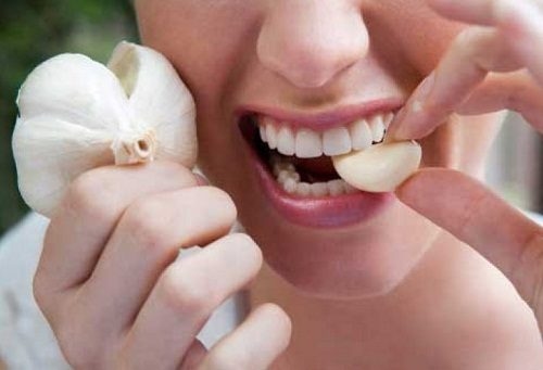 mẹo chữa khó tiêu đầy bụng