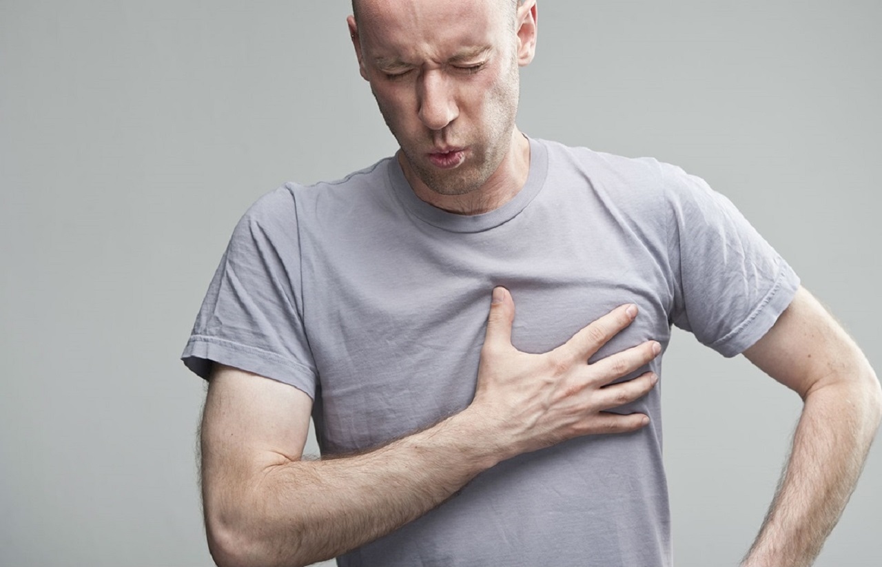Những nguyên nhân gây đau ngực ở nam giới thường gặp