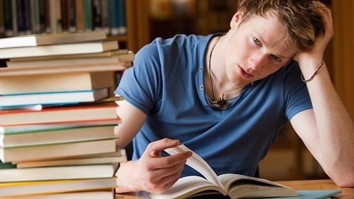 Mất ngủ do căng thẳng mức độ thường xuyên