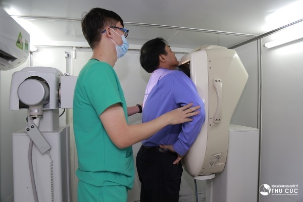 Khám sức khỏe 