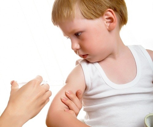 Tiêm vắc xin là biện pháp giúp phòng ngừa bệnh quai bị hiệu quả