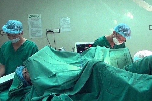 Phẫu thuật cắt trĩ là một phương pháp hiệu quả giúp loại bỏ bệnh trĩ nhanh chóng trong trường hợp búi trĩ kích thước lớn