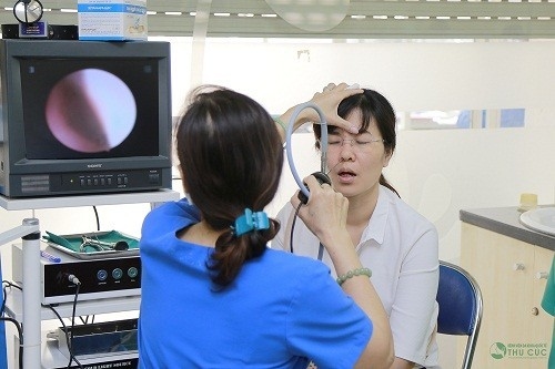 Nhiều người tìm đến chuyên khoa Tai mũi họng Bệnh viện Thu Cúc để chẩn đoán và điều trị sớm bệnh (nếu có)