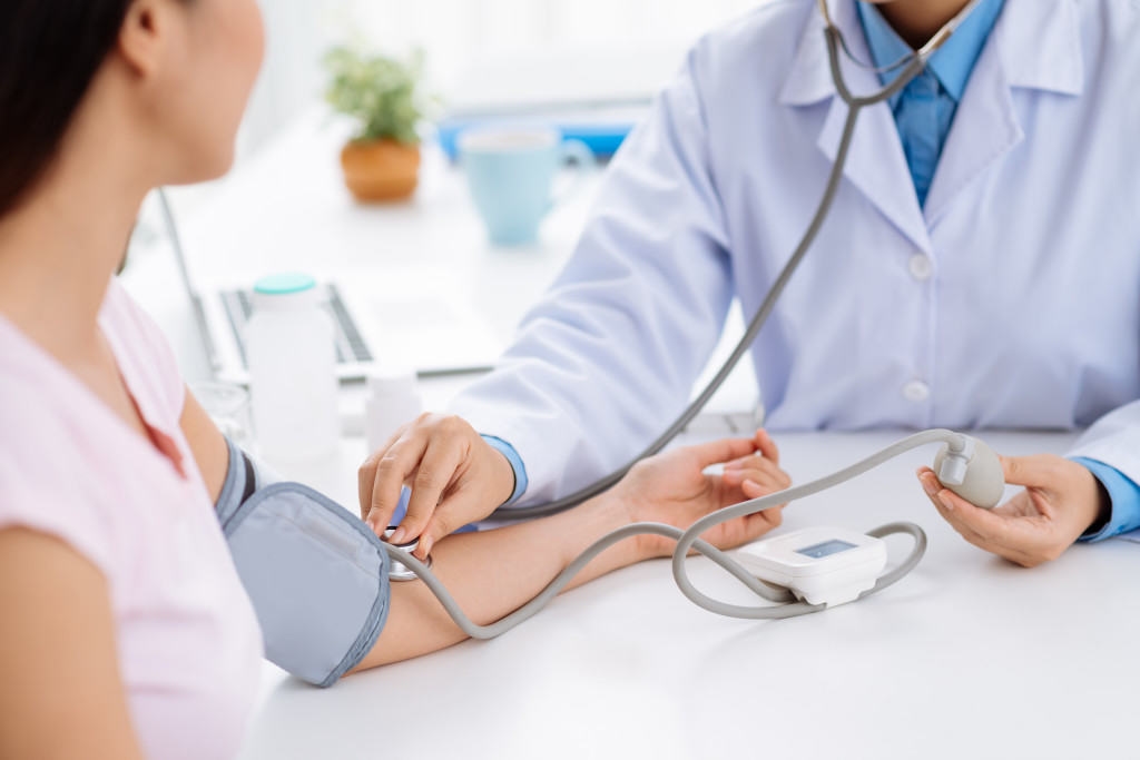 Khám sức khỏe định kỳ là cách giúp chị em biết được tình trạng sức khỏe sinh sản của mình, phát hiện sớm bệnh (nếu có)