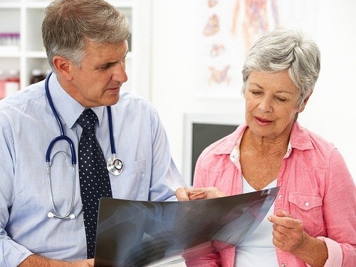 Bác sĩ sẽ thông báo kết quả và giải thích chi tiết cho người bệnh. 