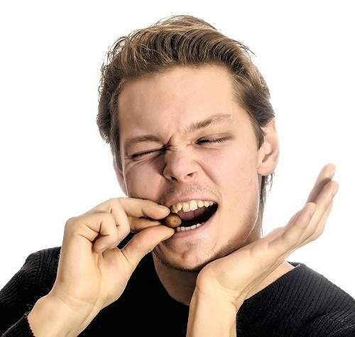 răng nhạy cảm, ê buốt