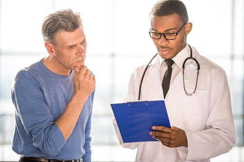 Người bệnh thường được chỉ định phẫu thuật sau khi điều trị nội khoa không thành công và u xơ tuyến tiền liệt gây ra các triệu chứng ảnh hưởng tới chất lượng cuộc sống.
