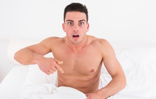 Xuất tinh ra máu có nguy hiểm không?