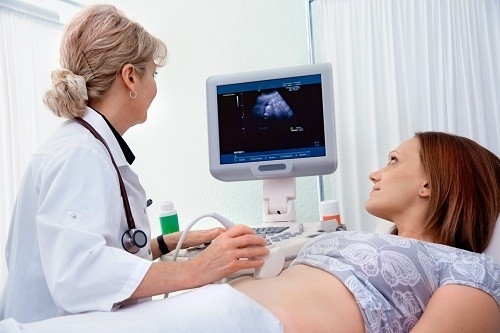  Để có được chẩn đoán chính xác nhất nguyên nhân gây đau vùng bụng trên ở nữ giới, bác sĩ thường chỉ định người bệnh thực hiện các xét nghiệm hình ảnh như chụp X quang hoặc siêu âm và tìm hiểu về bệnh sử của họ.