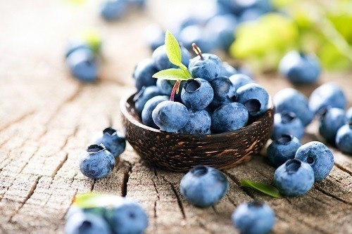 Loại quả thơm ngon này chứa nhiều các chất chống oxy hóa, tiêu biểu là vitamin C và E, giúp bảo vệ các mô trong cơ thể. 