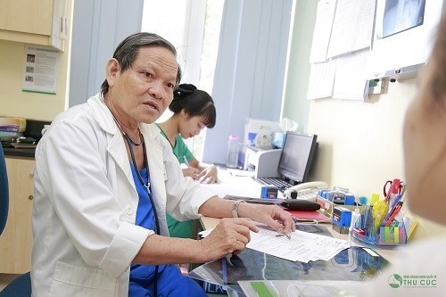Người bệnh cần tìm đến bác sĩ để được thăm khám, chẩn đoán và tư vấn điều trị sớm bệnh