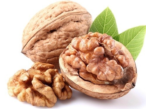 emQuả óc chó hỗ trợ gan của trong qua quá trình làm sạch của nó./em