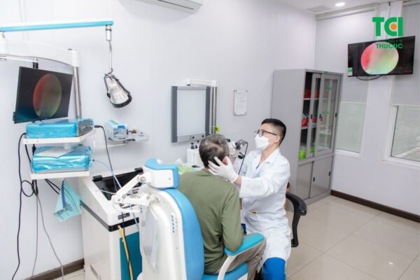 Người bệnh nên chủ động tái khám hoặc kiểm tra khi có dấu hiệu bất thường để được xử trí kịp thời