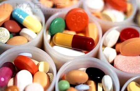 Thuốc kháng sinh giúp điều trị các triệu chứng của bệnh
