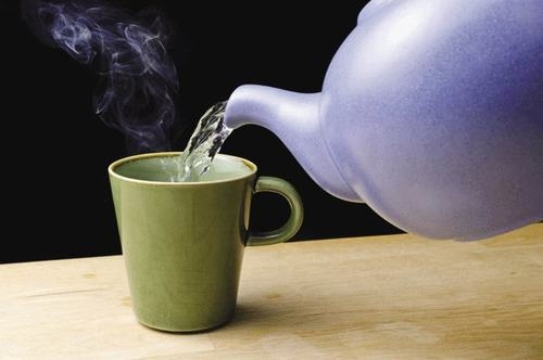 cách hỗ trợ loại bỏ đờm trong cổ họng