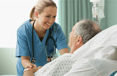Bạn nên đến cơ sở chuyên khoa để được thăm khám và điều trị khi mắc bệnh lao