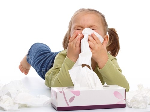 Viêm phế quản mạn tính là tình trạng viêm nhiễm hay kích thích ở đường thở (phế quản) kéo dài hoặc tái đi tái lại nhiều lần.