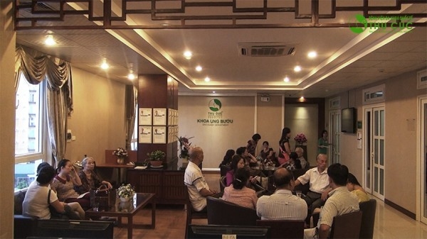 Phương châm của bệnh viện trong việc kéo dài giờ khám là: 20h vẫn là giờ hành chính.