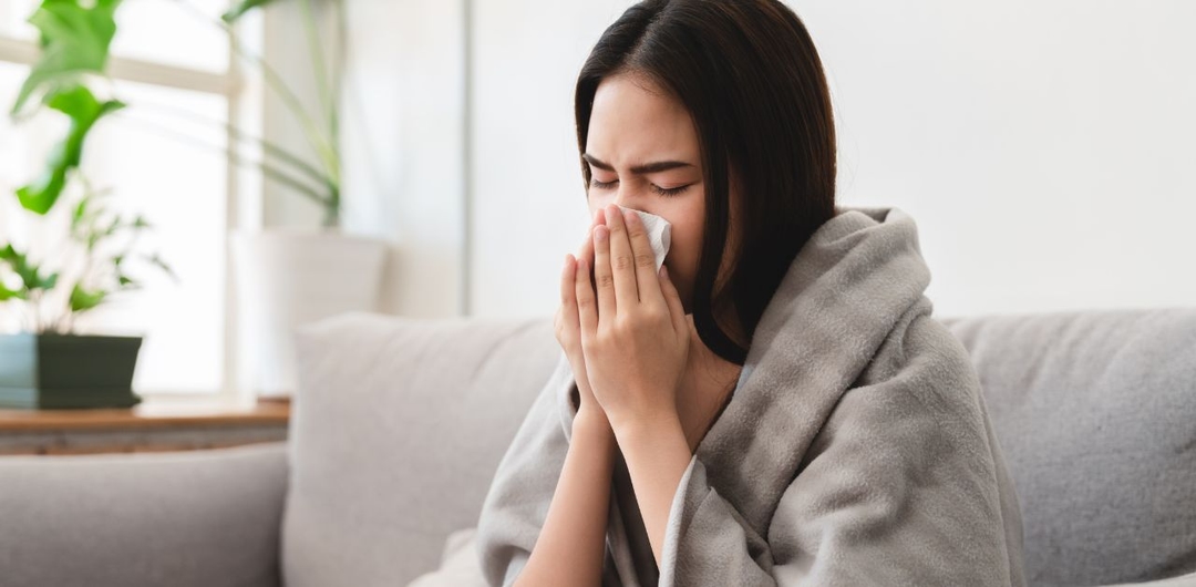 Bị cảm cúm khi mang thai tháng thứ 4, 5, 6, 7, 8 có sao không?