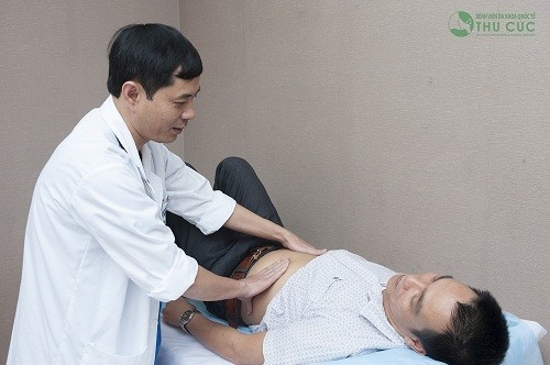 Người bệnh cần đi khám để bác sĩ chẩn đoán chính xác tình trạng bệnh và đưa ra phương pháp điều trị phù hợp