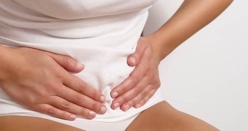Khí hư lẫn máu do đâu? nhiều chị em cảm thấy hoang mang