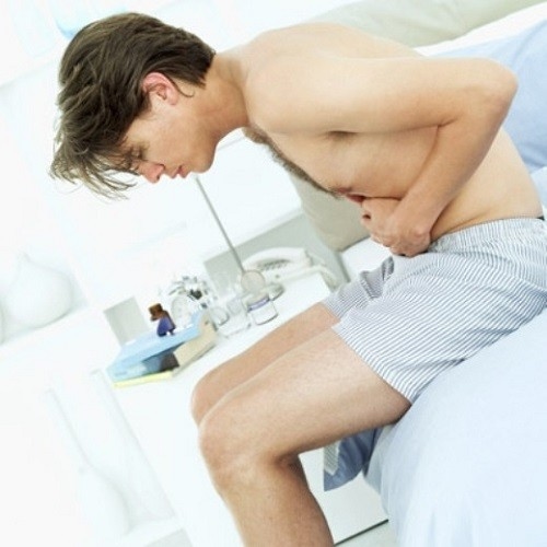 Đau bụng dưới bên phải ở nam có thể là dấu hiệu của nhiều bệnh lý nguy hiểm