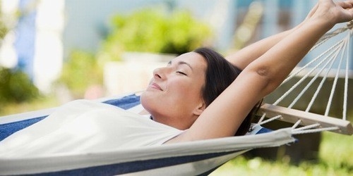 Nên nghỉ ngơi hợp lý, giữ tinh thần thoải mái.