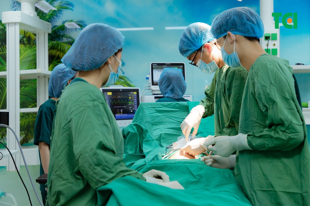 Phẫu thuật viêm phúc mạc nhanh &#8211; hiệu quả tại TCI
