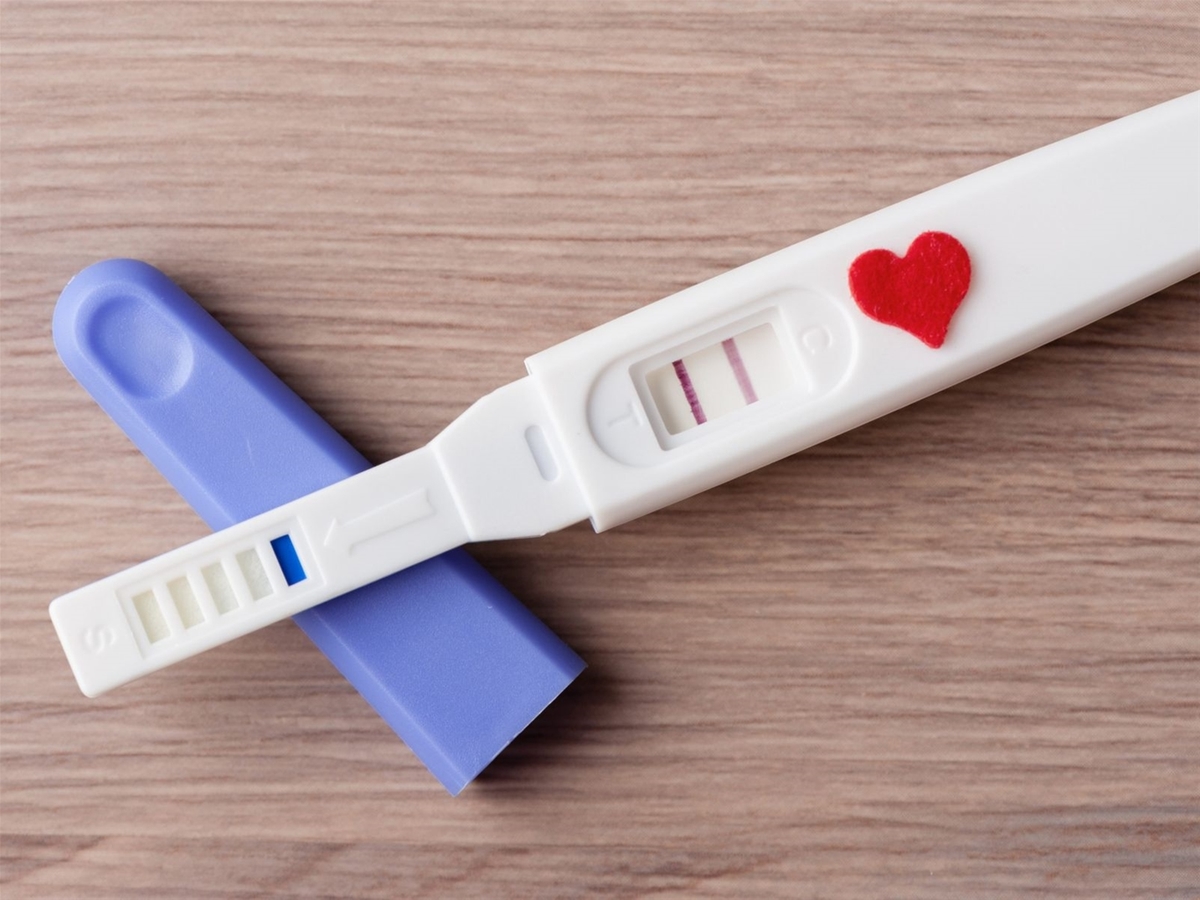 Que thử thai 2 vạch mà không có thai nguyên nhân do đâu?