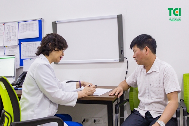 Khi có triệu chứng của bệnh viêm niệu đạo, người bệnh cần nhanh chóng tới bệnh viện để tiến hành thăm khám