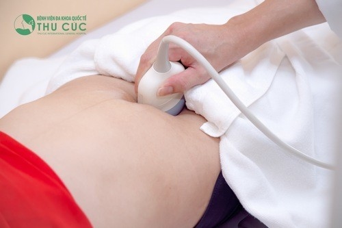 Nếu phát hiện bị mắc u xơ cổ tử cung, cần đến bệnh viện kiểm tra theo dõi diễn biến của khối u và xử trí thích hợp.