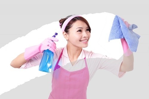 Dọn dẹp, trang trí nhà cửa là việc làm quan trọng cần thực hiện ( Ảnh minh hoạ)