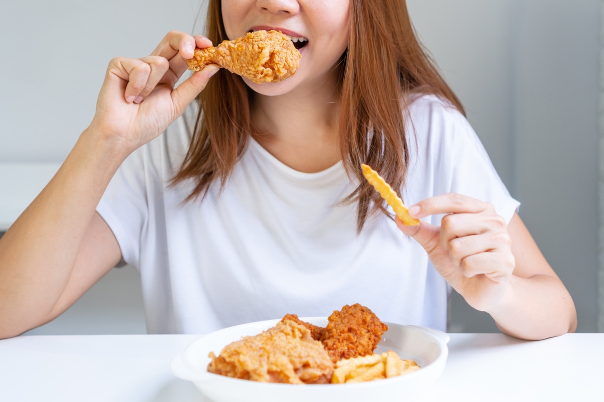 Gan nhiễm mỡ không nên ăn gì?