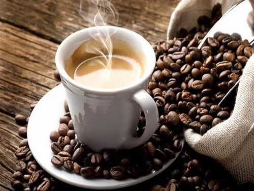 Trà, cà phê, nước ép trái cây, … cũng có thể gây cản trở quá trình hấp thu sắt của cơ thể mẹ bầu