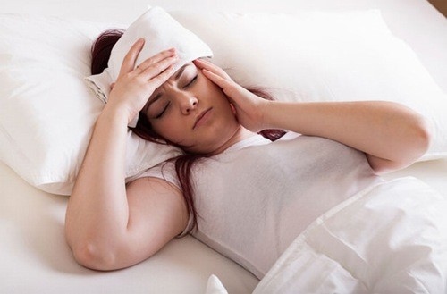 Ra máu thai kỳ kèm mệt mỏi, đau bụng... là những dấu hiệu mẹ bầu không thể bỏ qua.