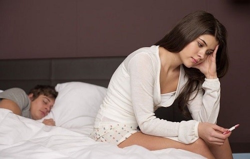 Hội chứng buồng trứng đa nang có thể gây biến chứng vô sinh - hiếm muộn cho chị em