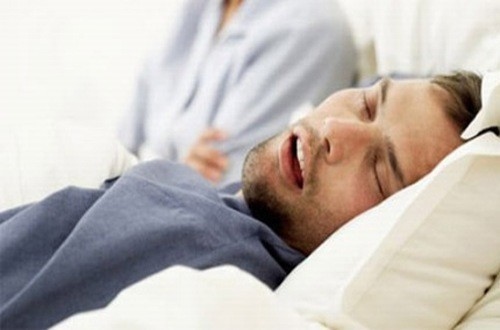 Ngưng thở khi ngủ có thể là dấu hiệu cảnh báo gan bị quá tải