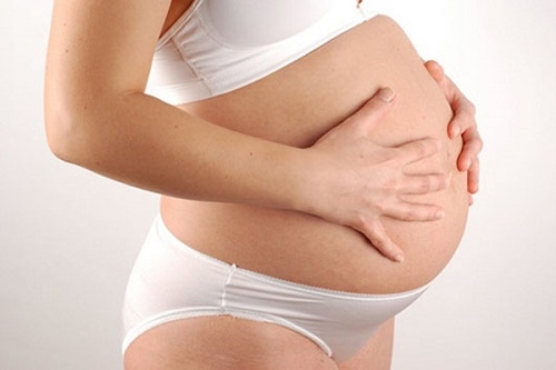 Buồn nôn, mệt mỏi, đầy hơi, chướng bụng... là triệu chứng thường gặp của các bà bầu